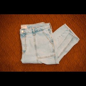 universal thread light wash straight leg jeans size 14